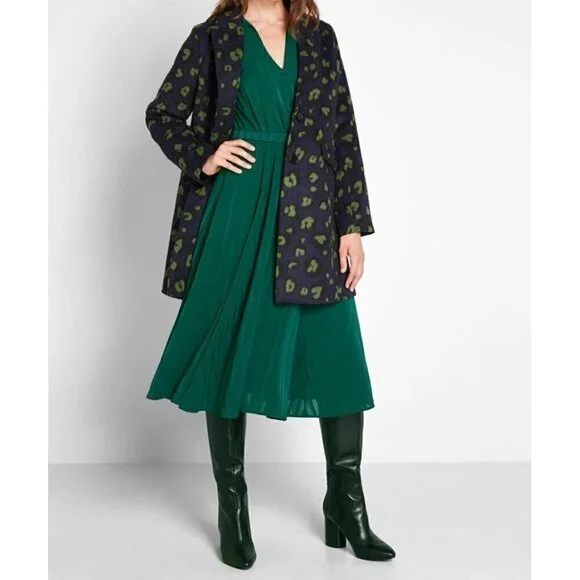 ModCloth Classy Announcement A-Line Dress Green Size 6 - Picture 4 of 5